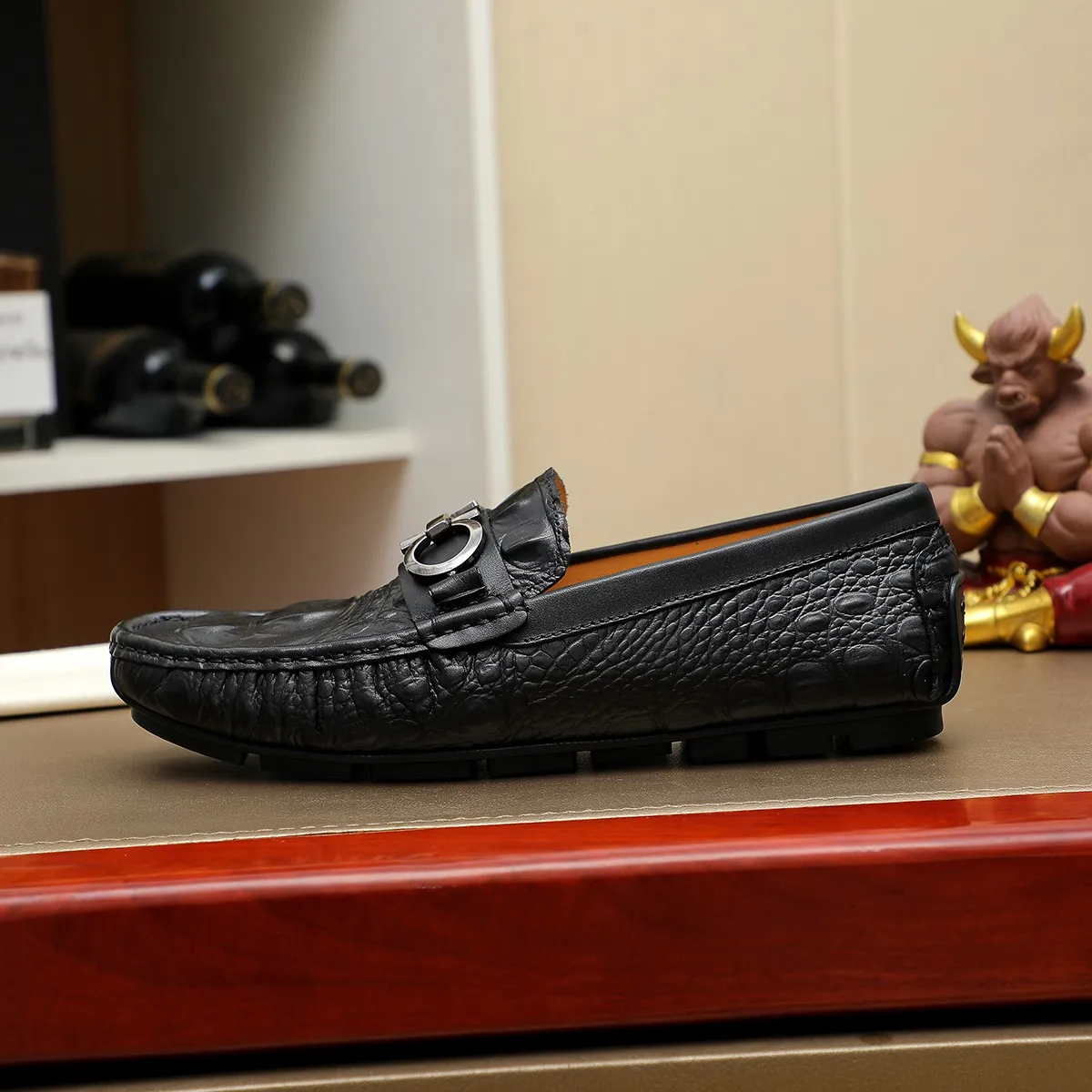 Men's shoes 💰360 🕷🕷【Ferragamo】Ferragamo Popular fashionable casual slip-on shoes🇨🇳Official website counter 1:1 production, original mold opening💯Good quality visible, imported high-end first-layer calfskin, luxurious pigskin lining🌿Very clear texture, high-quality waterproof, non-slip and wear-resistant outsole🎋High quality and low price, truly handmade🍓Color, code number 38-45